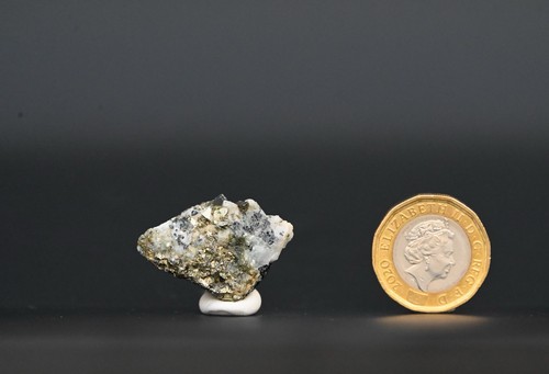 Sphalerite with pyrite raw - sphalerite,