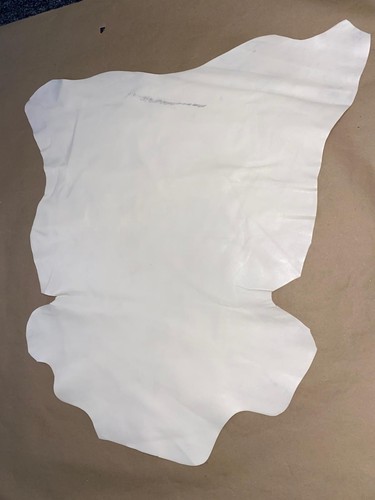White ivory smooth genuine - /,