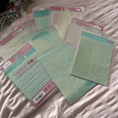 Assorted stencils - assorted,