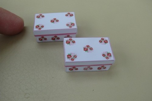 12th dolls house pretty - 1/12th,