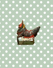 Henrietta ‘Fussy Feathers’