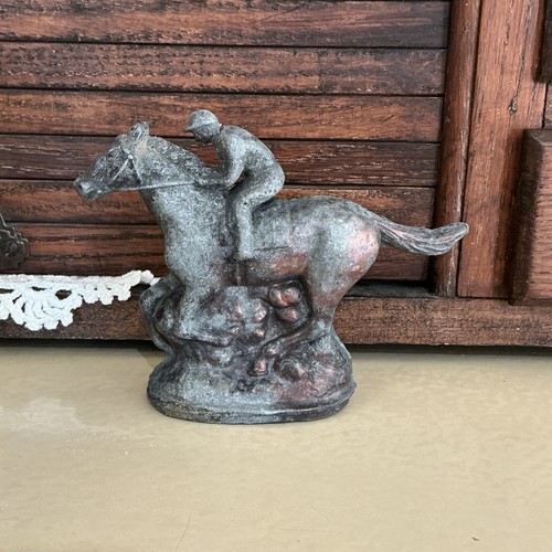 Vintage bronze copper horse - /,