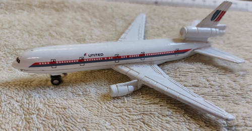 Douglas united airlines - douglas,