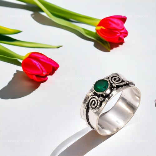 Round natural green onyx - natural,