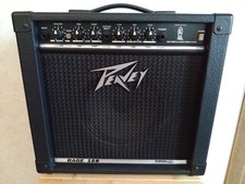 PEAVEY RAGE158 Guitar Amp