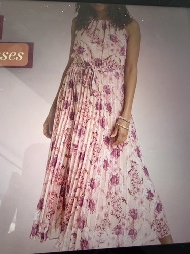 Bon marche pretty ladies - pretty,