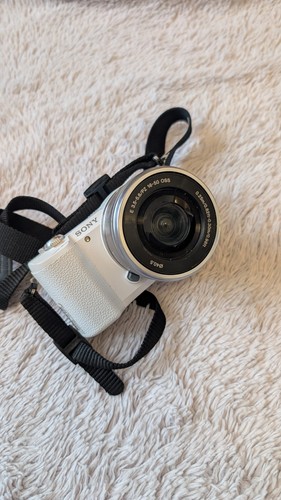 Sony alpha a5100 mirrorless - sony,