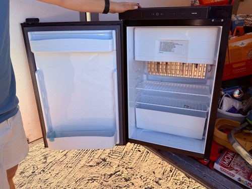 Thetford n4080e way fridge - 3-way,