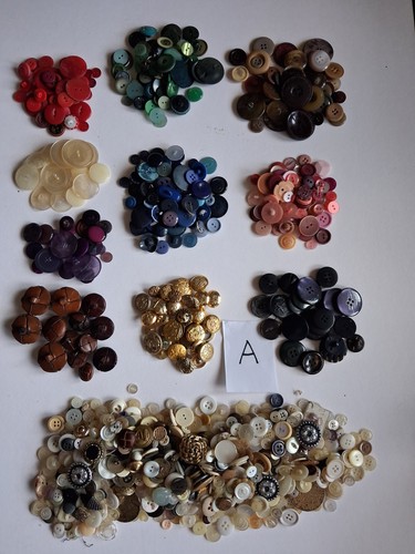 Buttons job lot - buttons, 800+