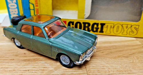Corgi 275 rover 2000 tc - no.275,