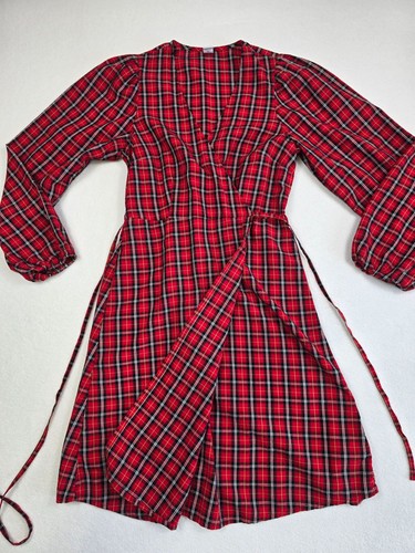 Old navy plaid wrap - plaid,