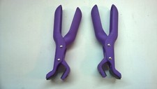 2 X PURPLE SUN LOUNGER TOWEL PEGS  - (R1-2)