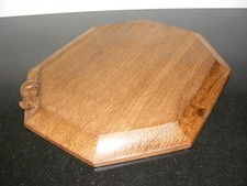 CLASSIC  ROBERT  MOUSEMAN  THOMPSON OAK  CARVED BREAD / CHOPPING BOARD- CRITTER