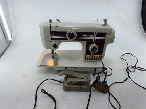Vintage necchi 522 semi - vintage,