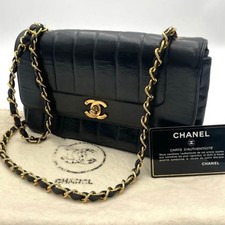 Popular Model CHANEL