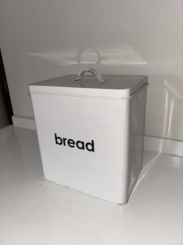 Vintage white enamel - vintage, bread