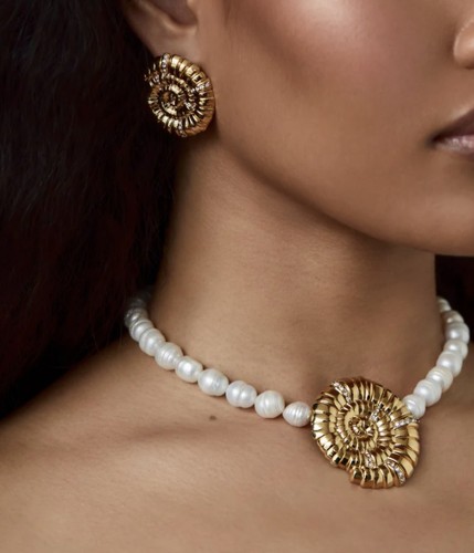 Alona 18kt gold - by,