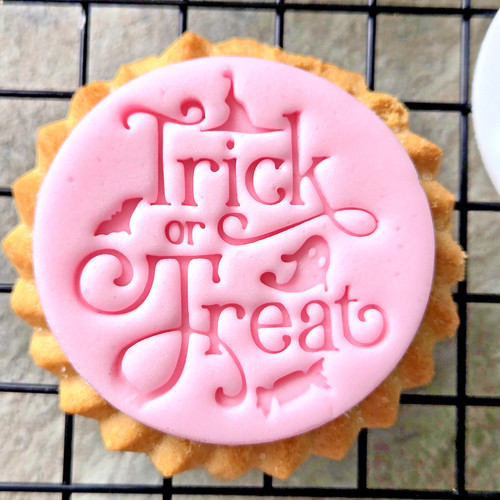 Trick treat halloween - or,