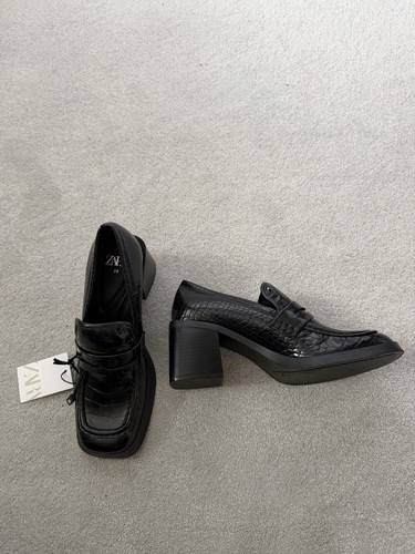 Bnwt zara black - bnwt,