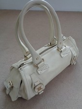 CELINE CREAM LEATHER HANDBAG
