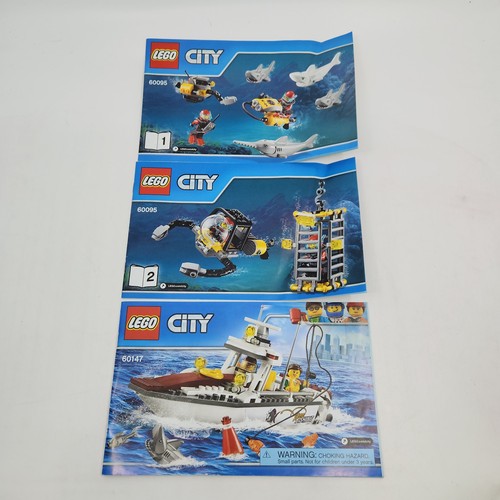 Lego city instruction booklet - city,