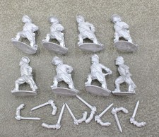 28mm ECW UNARMOURED PIKEMEN x8