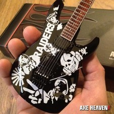 JEFF HANNEMAN - Raiders 1:4