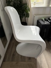 Panton Chair White high gloss, in very good condition 
