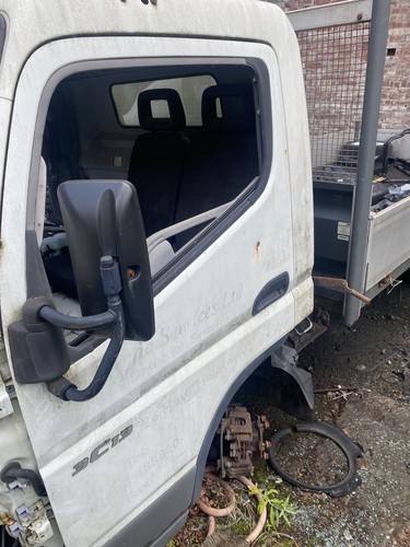 Mitsubishi fuso canter 2008 - mitsubishi,