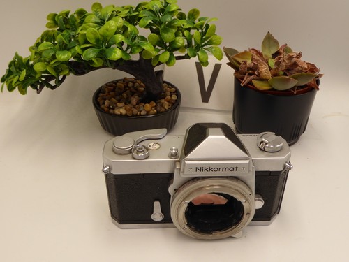 Nikon nikkormat 35mm film - nikon,