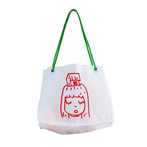 Yoshitomo nara carry home - me,