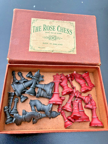 Vintage lead chess set box - lead,