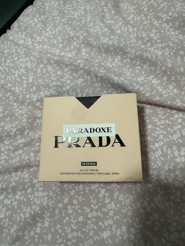 Prada paradoxe intense eau - prada,