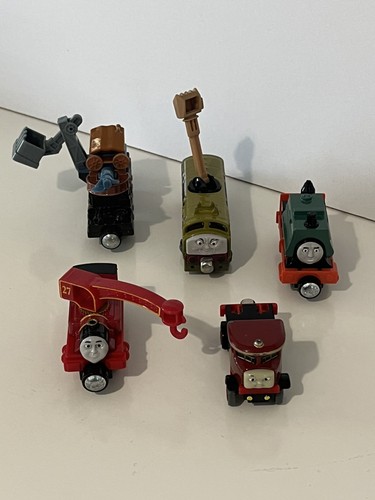 Thomas tank engine train - ,