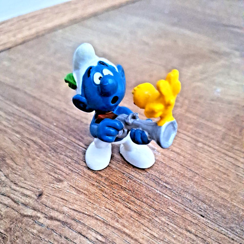 Vintage smurf smurfs figure - smurfs,