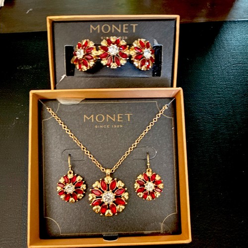 Vintage nos monet gold tone - gold,