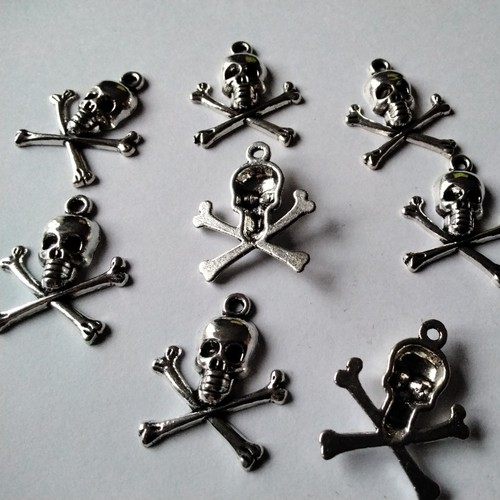 Tibetan style skull and - style,