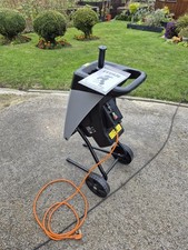 Titan Wood Leaf Shredder Chipper Garden Mulcher 240v 2500w    