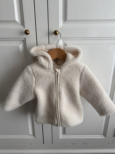 Very baby hooded borg - by,