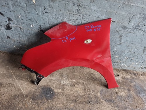 Citroen picasso front wing - front,