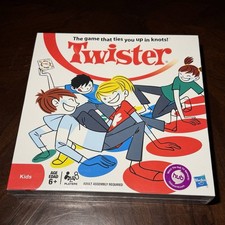 MB GAMES / HASBRO TWISTER 2009