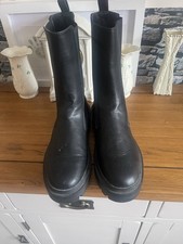 Ladies Boots