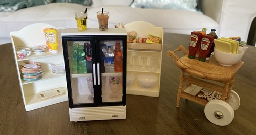 Dolls house cafe - house, items