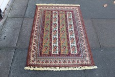 Fine Vintage Traditional Hand