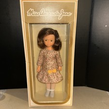 Vintage Brunette  Miss Amanda