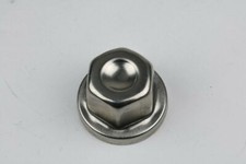 1 Silver Locking wheel nut cover cap for Discovery 2 Td5 V8