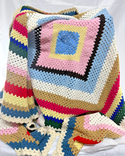Retro rainbow granny square - granny,