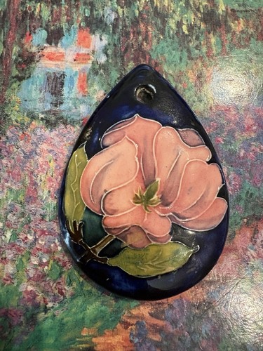 Moorcroft teardrop pendant - moorcroft,