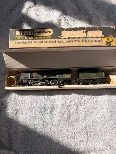 Wrenn railway loco w2238 - wrenn,