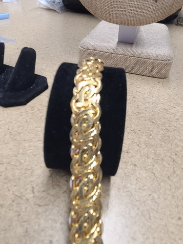 18k yellow gold over bronze - 18k,